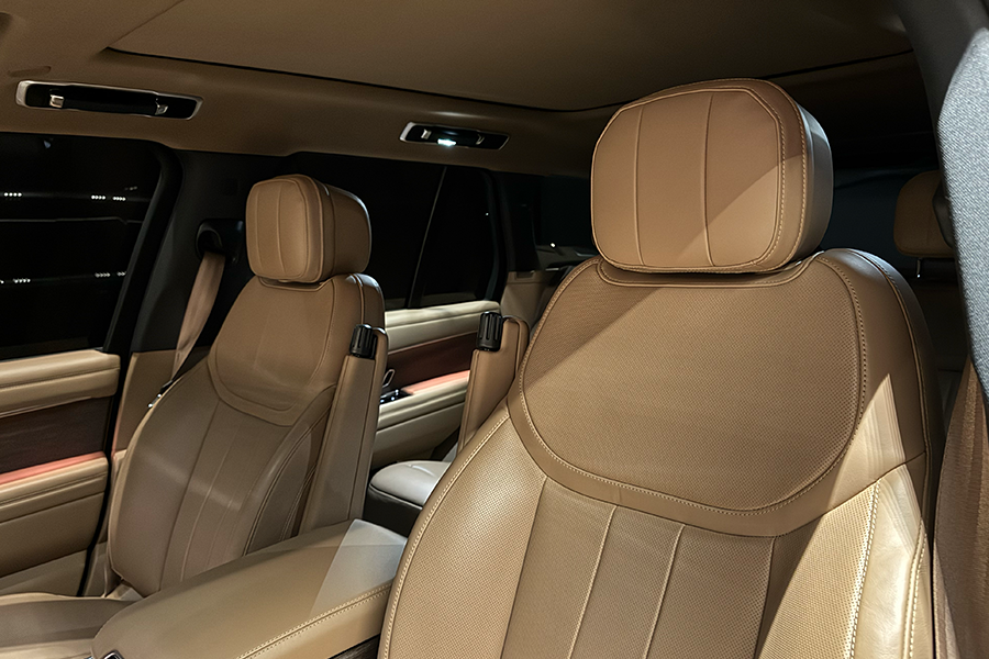 RANGE ROVER P460 HSE 